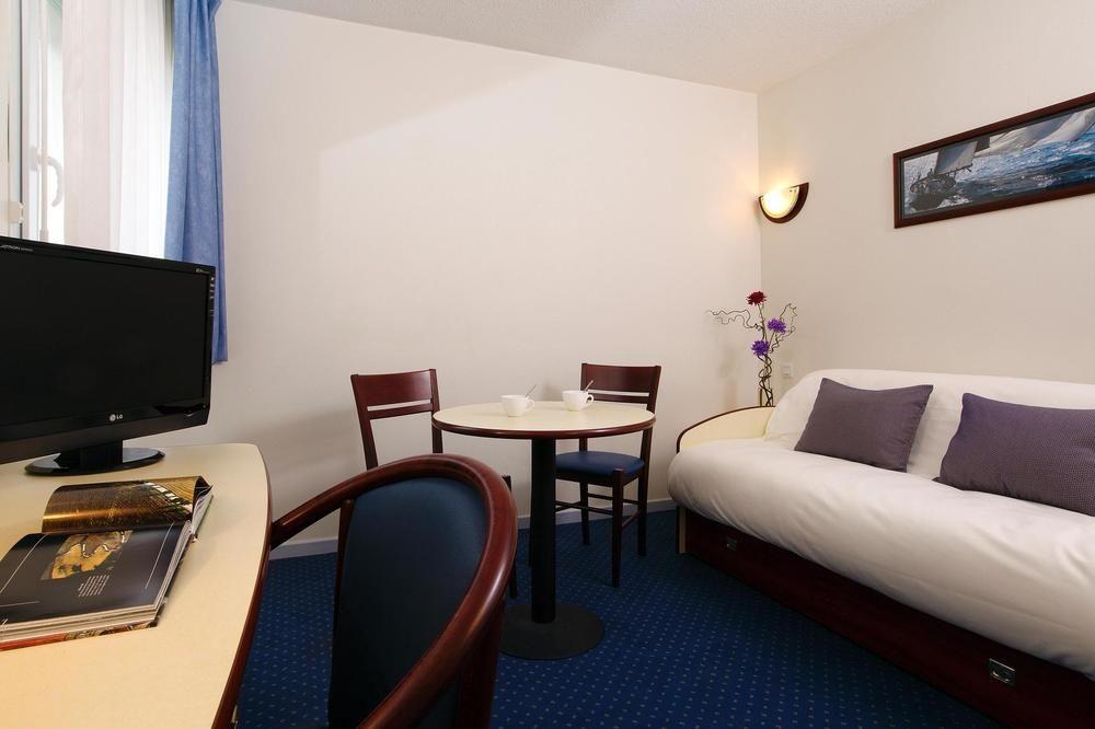 อัปปาร์ต ซิตี้ มงเปลิเย การ์ แซ็ง รอช Aparthotel มงต์เปอลิเยร์ ภายนอก รูปภาพ